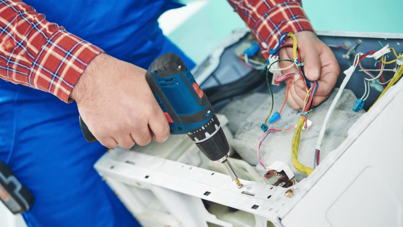 Konak Fondital Fondital çamaşır makinesi kart tamiri – Su almama arızası orijinal parça ile giderildi. - Teknik servis örneği